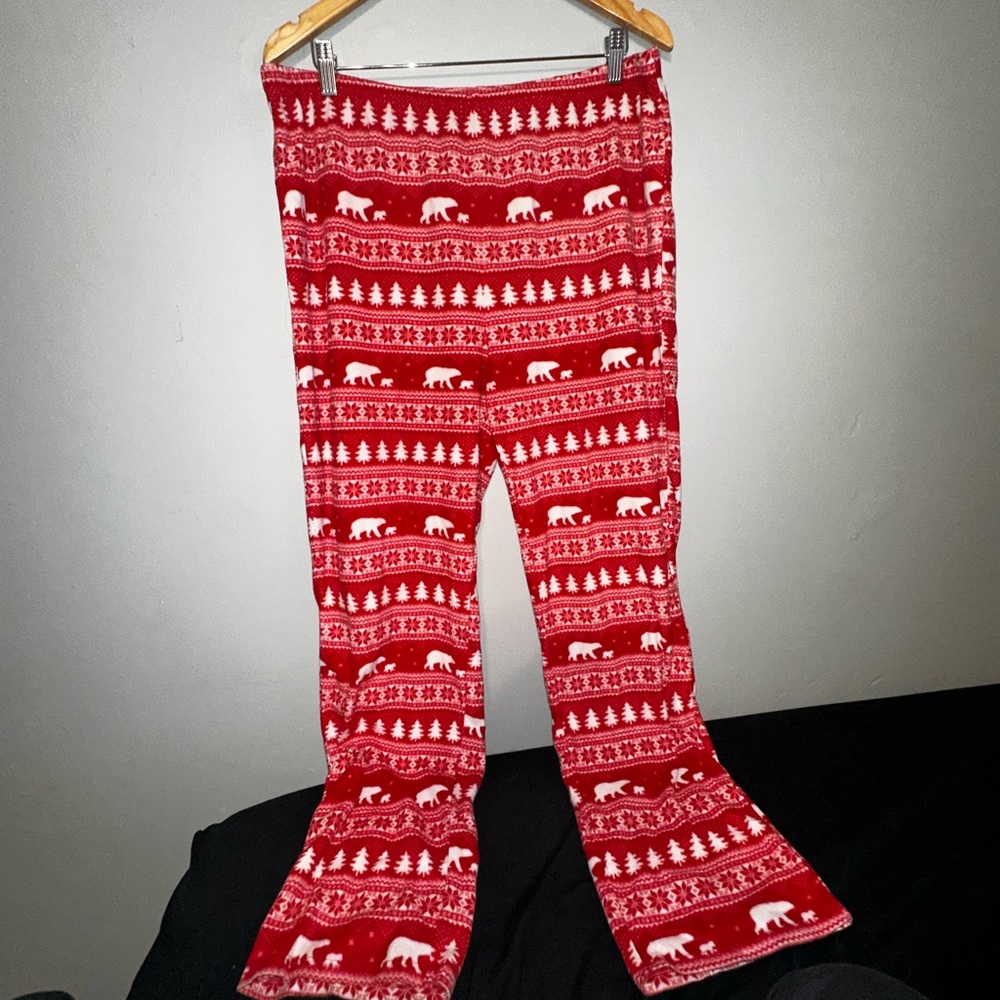 Red Christmas pants